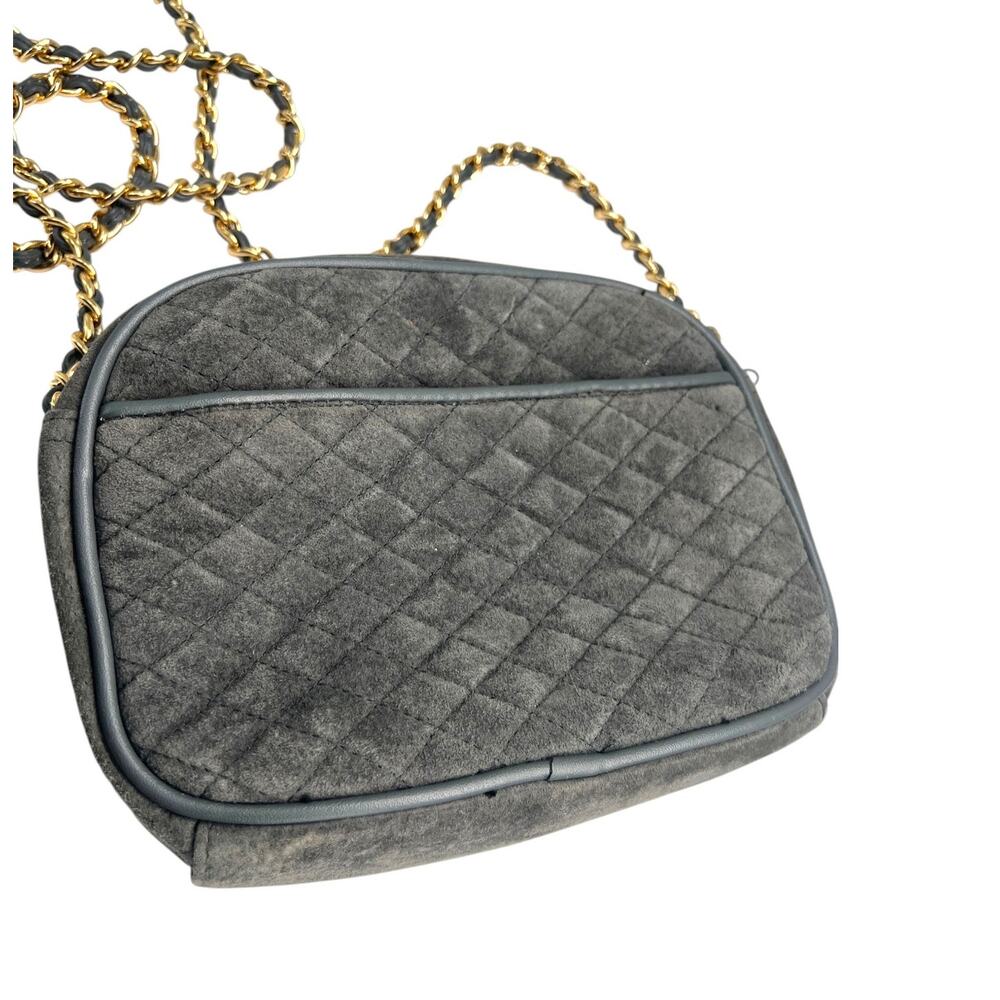 Vintage 90's Newport News Purse Bag Crossbody Grey Suede Quilted Gold Chain Lux - Picture 3 of 14